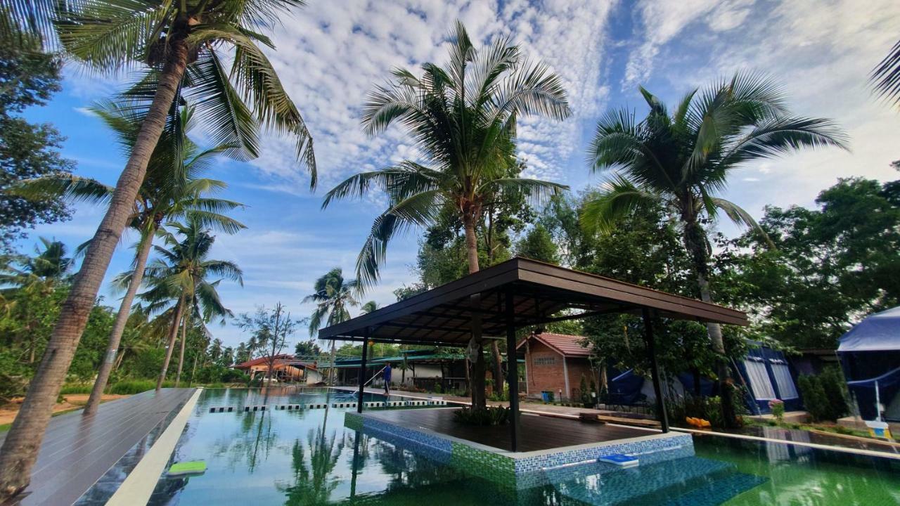 Moonshine Resort Chumphon Eksteriør billede